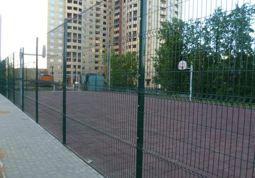 3Д забор для футбольной площадки в Бугуруслане